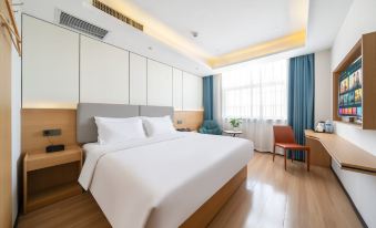 Yangxian Jinding Business Hotel