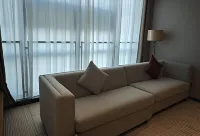 格瑞斯臻品飯店（朝陽廣場三街兩巷店）