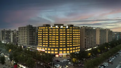 Tianque Hotel (Kangbashi District) Hotels near Kangbashenpenquan Square