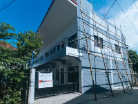 RedDoorz @ Aurea Apartelle 鄰近中菲律賓大學的酒店