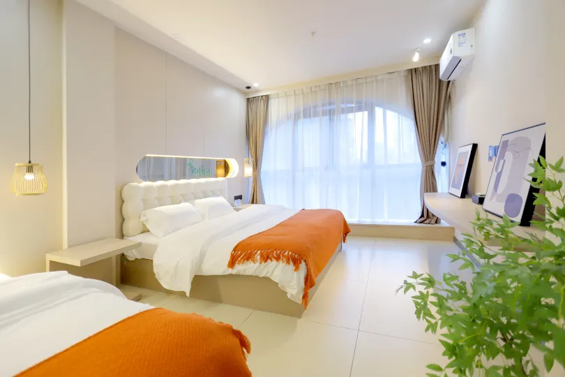 Lavande Hotel (Shantou High-speed Railway Station New City Plaza)