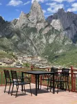 Dadi Zhishang Scenic View Guesthouse (Zhagana Scenic Area · Runwugou Branch)