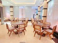 Meizhou Jiayuan Hotel (Meizhou Xueyi Middle School) - 2-نجوم