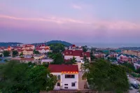 Yunzhu Wanghaimeishu (Qingdao Stone Old Beach)