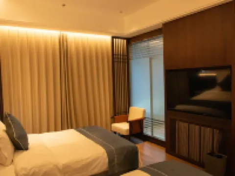 Fengdu Lakeside Resort