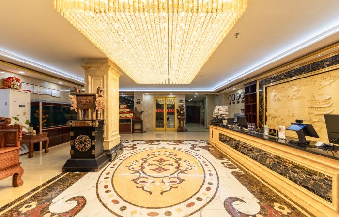 Kanghui Themed Business Hotel