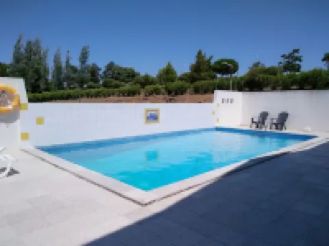 Hotel Louro Hoteles en Óbidos