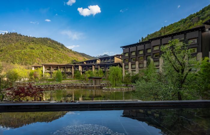 Hilton Jiuzhaigou Resort