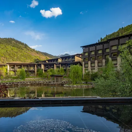 Hilton Jiuzhaigou Resort
