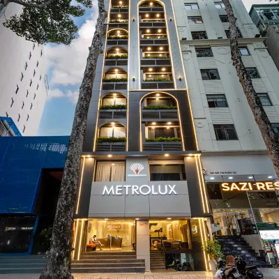 METROLUX โรงแรมใกล้สวน Tao Dan Park