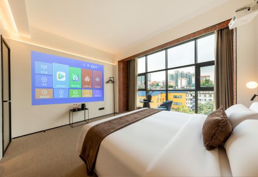 모먼트 호텔 빔 프로젝터 시설