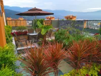 Golden Hotel