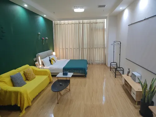 Planton Apartment (Hefei South Railway Station Greenland Center Branch)