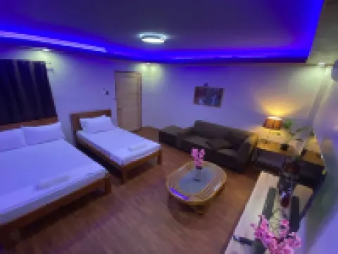 Mom Shie's Apartelle La Union Hotels in Caba