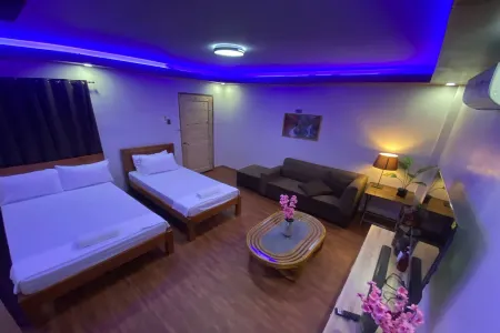 Mom Shie's Apartelle La Union Отели рядом с достопримечательностью «Vmn resort»
