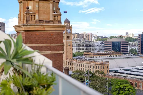 Central 4BR Duplex Apt with Terrace in Ultimo Hotels in Ultimo
