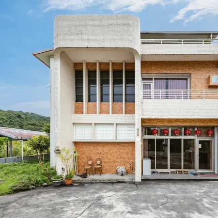 Plum Blossom Inn