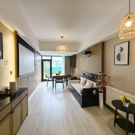 Fang Guanjia Homestay (Lucongpo Ski Resort)