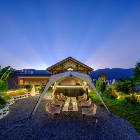 Yunshanli • Baisha Yi | Sky Coffee Bar Snow Mountain Scenic Luxury Vacation Boutique Stay