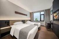 Ruibo Hotel (Ming City Wall Yuxiangmen Subway Station) Отели в г. Западные ворота