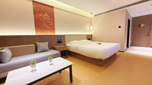 Huaju Hotel (Hohhot Dongying Road Subway Station Branch) - New