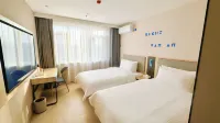 Homeinn Hotel (Shenyang Huaxiang Shengjing Hospital Happy Farm A Member Store) Hotels in Huaxiang/Shashan