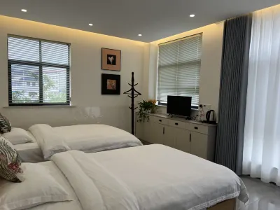 Zhongqing Business Guesthouse Hotels near Dahong Mountain Scenic Spot