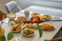 โรงแรมเมยฮวา (ถนนเก่ายวี่เหอ เจียซิง) - พร้อมอาหารเช้า