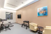 Four Seasons Garden Hotel - Gym