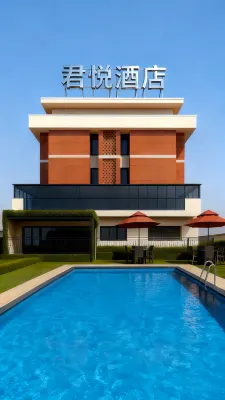 JUN YUE Lagos Landmark Centre  Tafawa Balewa Muritala Airport hotel Hotels in Lagos