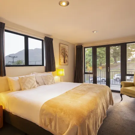 Prime Location | 3 bedroom home | Unlimited WIFI