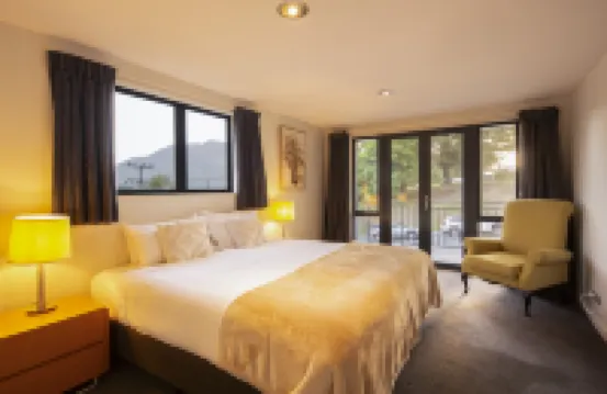 Prime Location | 3 bedroom home | Unlimited WIFI