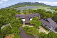 Grand Tamarind Lake Hotels near Kataragama