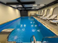 Sera Lake Center Hotel - Strand