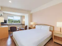 Wan Wan Paradise Toba - Mountain view