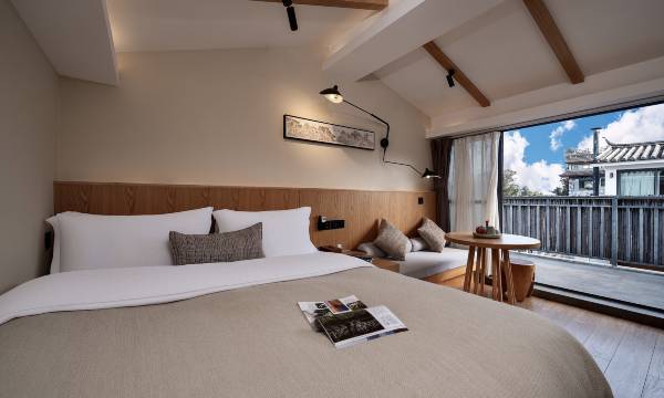 Dali Huiyin Designer Light Luxury Homestay (Ancient City South Gate)