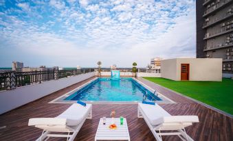 Nine Tree Luxury Hotel & Suites Lahore