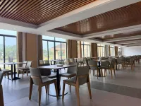 Guigang Tonggu Bay Hot Spring Resort Hotel - balcony