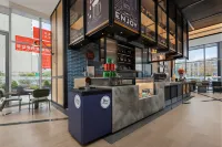 Four Points by Sheraton Wuhan Optics Valley - 5-Star