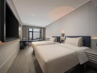 Atour Light Hotel (Shanghai Wujiaochang Sanmen Road Metro Station) Hotels near Sanmen Road Station