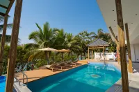 Yunpan Noah River View Resort Hotel Hotels in 