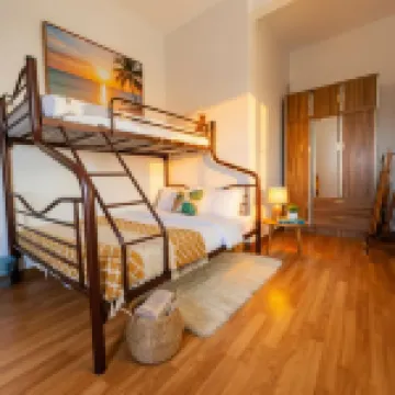Sekinchan Spacious 2.5 Stories Family Homestay with KTV & Piano & BBQ 22 Pax Hotel di 