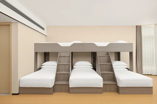 Lichuan Shanyuchuan E-Sports Hotel