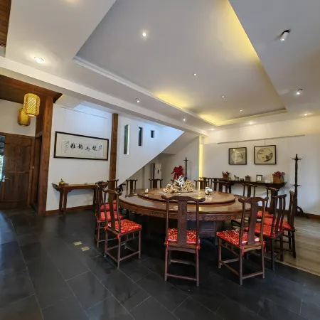 Mengding Baijiu Manor Homestay