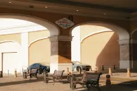 Shambala Hotel のホテル