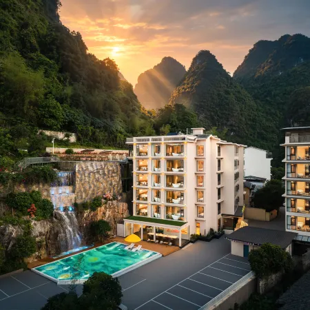 Yun Pu Yun Shan Se Hotel