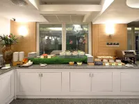 تين ستارز هوتل براتونام Hotels near براتونام