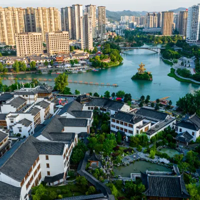 Tongren Fengyue Fenghuang Hotel Hotels near Dongshan Temple