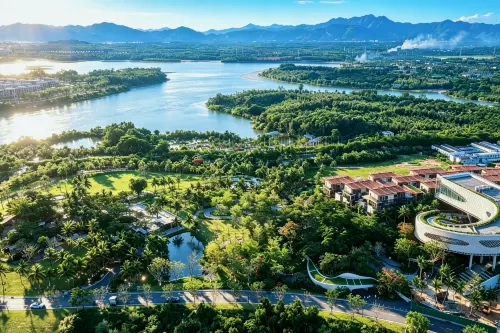 LuxeBay Resort - Mountain view