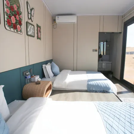 Moon Dune Desert Campsite (Zhongwei, Ningxia)
